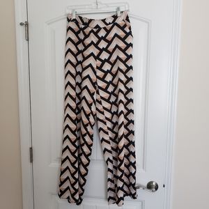 Palazzo pants with pockets